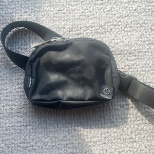 Lululemon belt bag